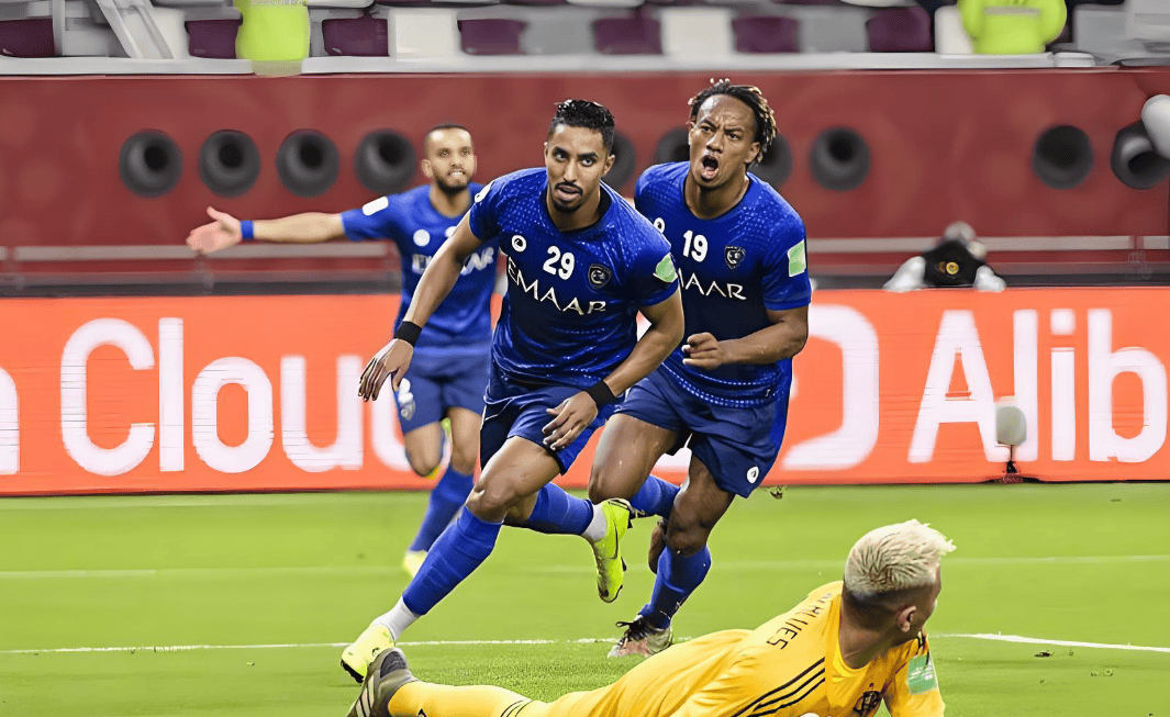 爱游戏平台下载-重磅！集结日中超焦点战阿扎伦卡在切尔西比赛中回归赛场，詹姆斯在阿森纳比赛中大比分领先的简单介绍