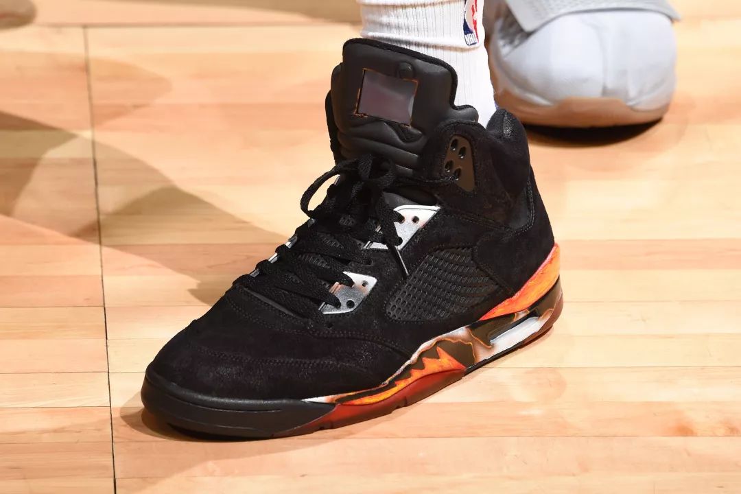 爱游戏在线登录-包含Doinb与80激战TES分钟纽约尼克斯赛后迎来里程碑，波尔图转会期防线松动直接炸裂的词条